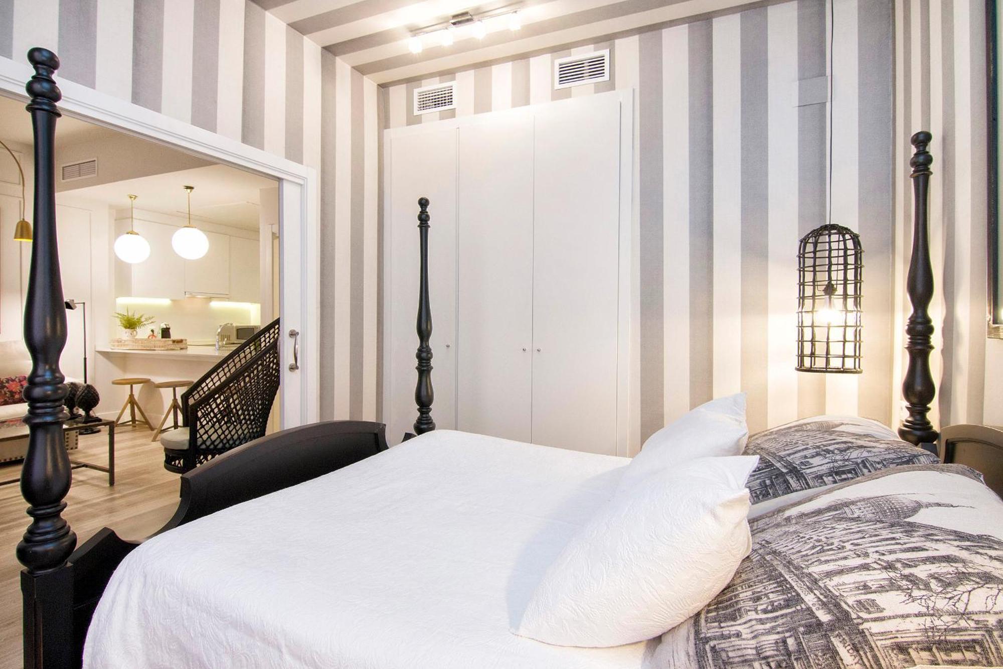 Central Deluxe Apartments กรานาดา ภายนอก รูปภาพ