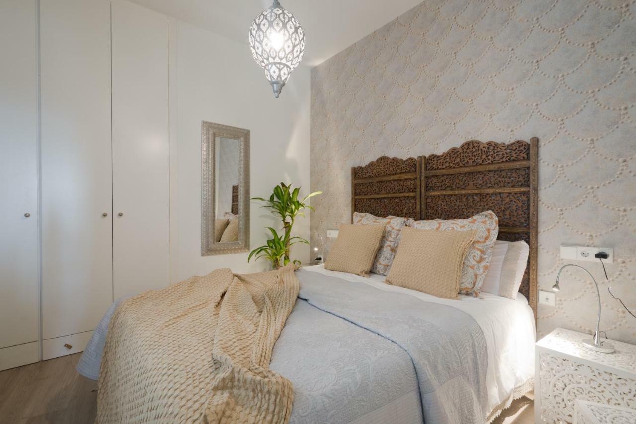 Central Deluxe Apartments กรานาดา ภายนอก รูปภาพ