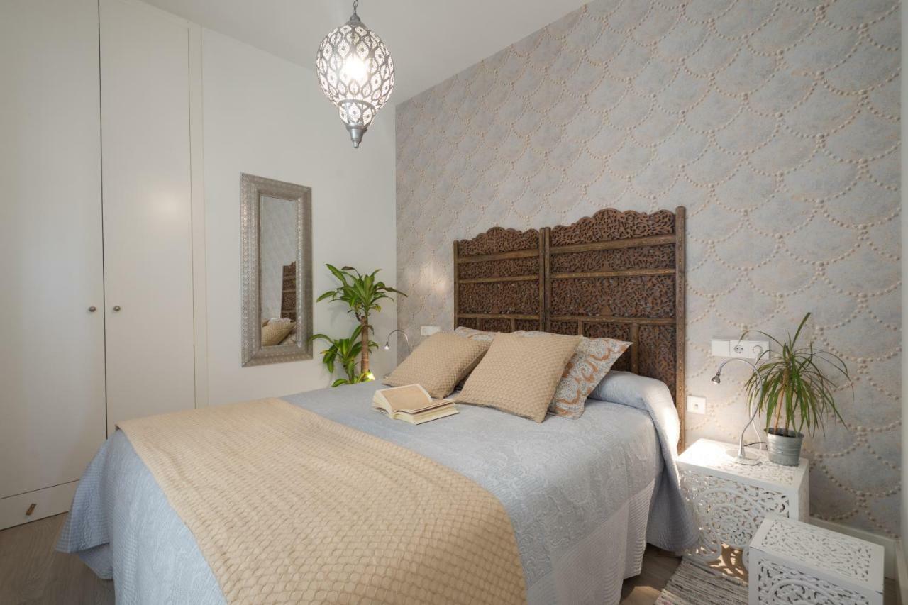Central Deluxe Apartments กรานาดา ภายนอก รูปภาพ