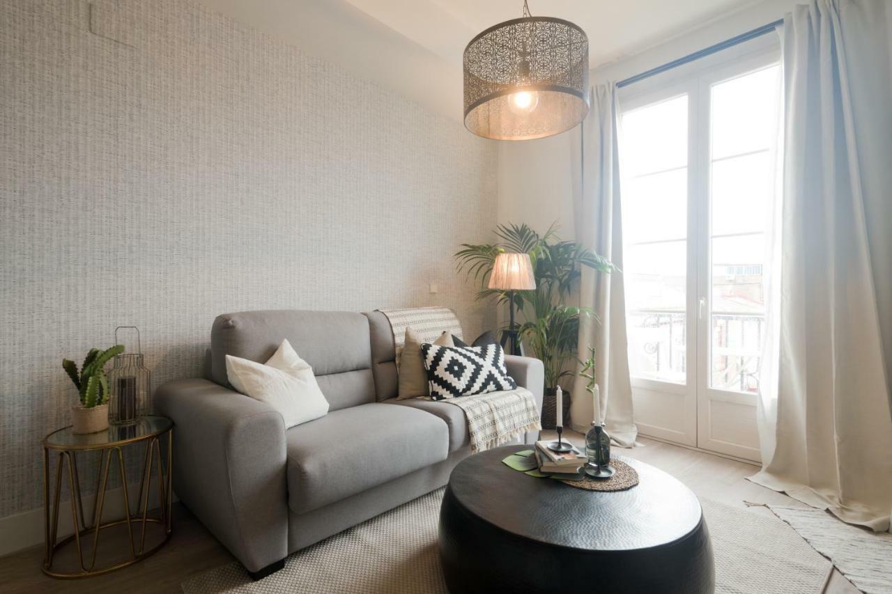Central Deluxe Apartments กรานาดา ภายนอก รูปภาพ