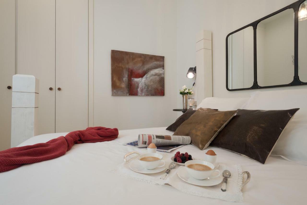 Central Deluxe Apartments กรานาดา ภายนอก รูปภาพ