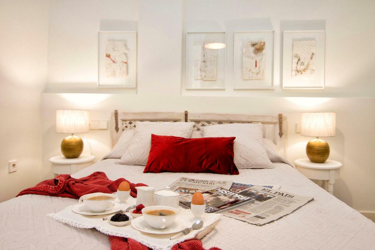Central Deluxe Apartments กรานาดา ภายนอก รูปภาพ